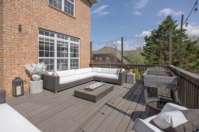 5579 Hill Rd, Brentwood, TN 37027