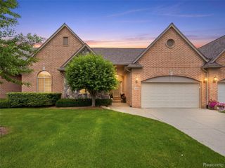 2633 Ridgecrest Drive, Shelby Charter Township, MI 48316