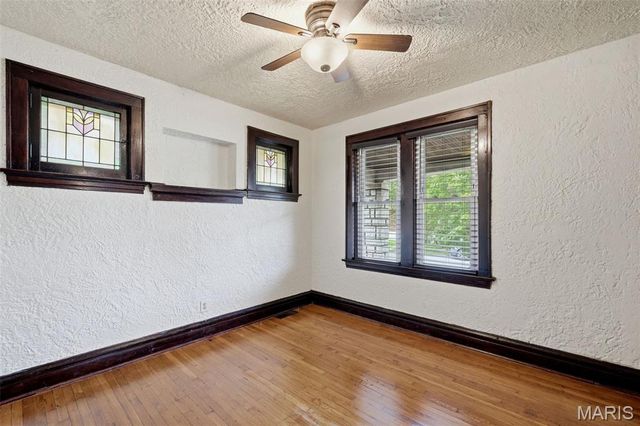 3850 Kingsland Court, St Louis, MO 63116