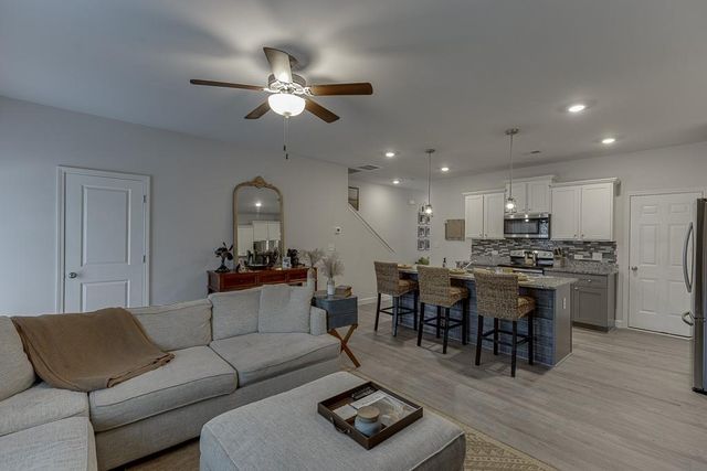 3712 Abbey Way, Gainesville, GA 30507