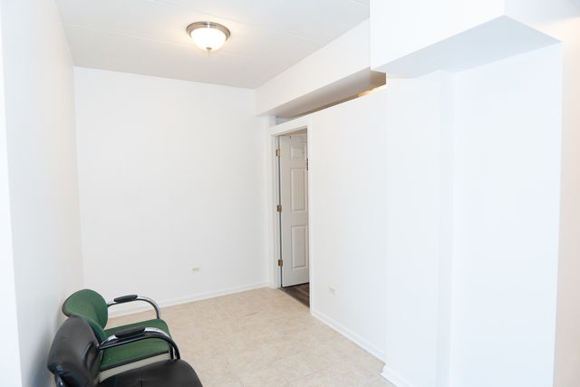 2734 S Wentworth Avenue 311, Chicago, IL 60616