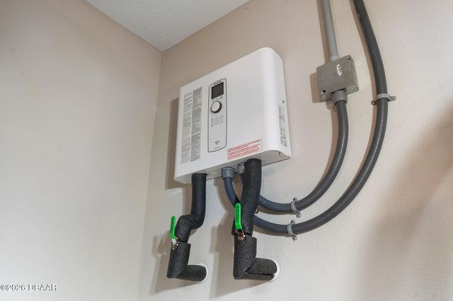 2229 Oconnel Drive, Ormond Beach, FL 32174