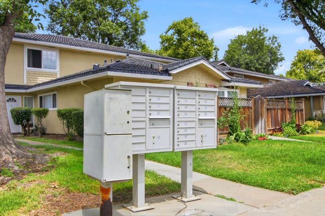 5663 Calmor Avenue 1, San Jose, CA 95123