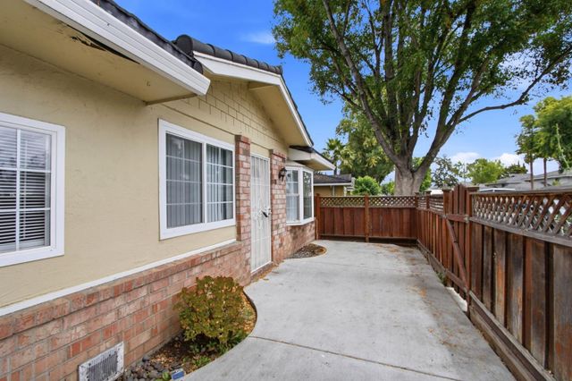 5663 Calmor Avenue 1, San Jose, CA 95123