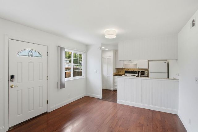 5663 Calmor Avenue 1, San Jose, CA 95123