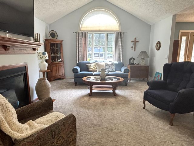 19000 Walden Drive, Spring Lake, MI 49456