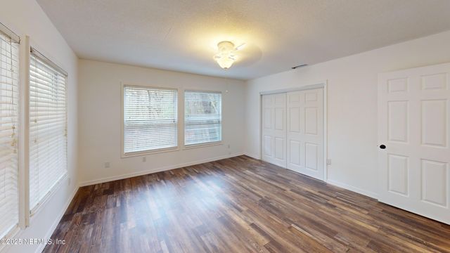 201 FLORENCE Avenue, Interlachen, FL 32148