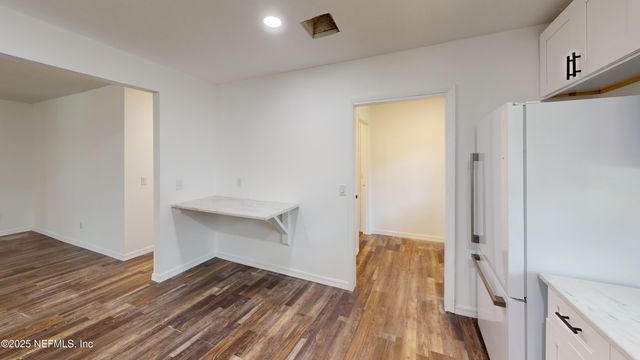 201 FLORENCE Avenue, Interlachen, FL 32148