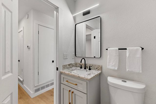 1023 Osceola Trail, Carrollton, TX 75006