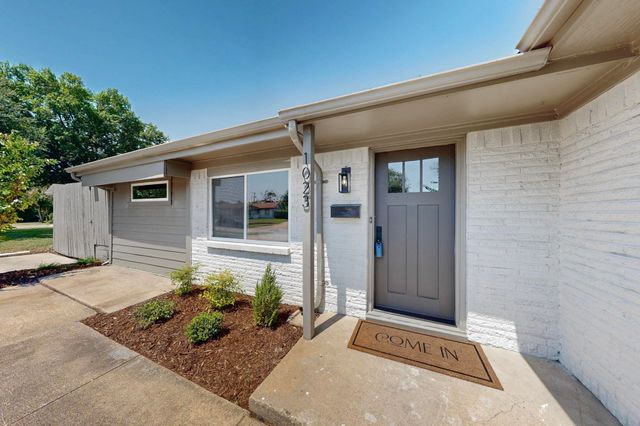 1023 Osceola Trail, Carrollton, TX 75006