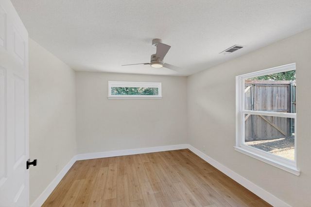 1023 Osceola Trail, Carrollton, TX 75006