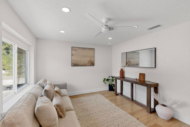 1023 Osceola Trail, Carrollton, TX 75006