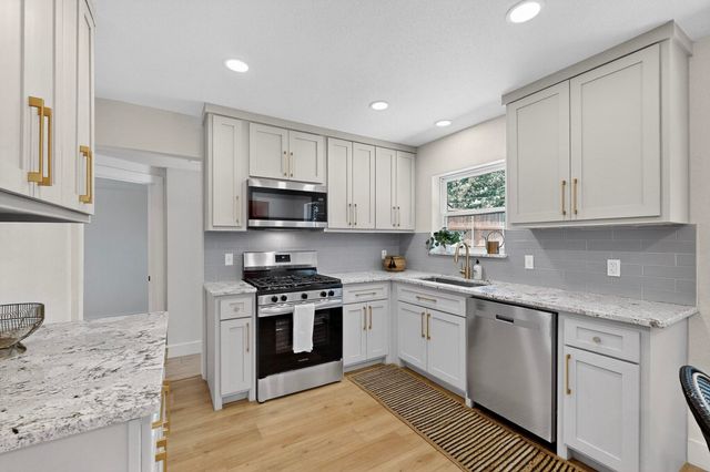 1023 Osceola Trail, Carrollton, TX 75006