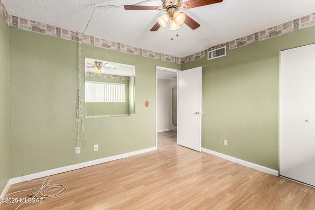 1330 S Avenida Polar E-9, Tucson, AZ 85710