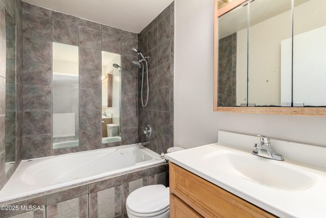 1330 S Avenida Polar E-9, Tucson, AZ 85710