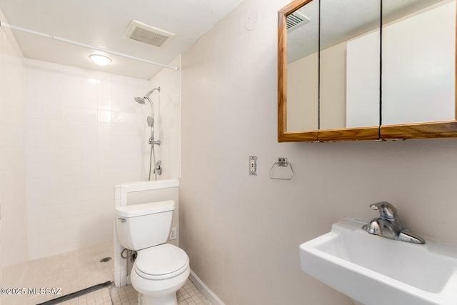 1330 S Avenida Polar E-9, Tucson, AZ 85710