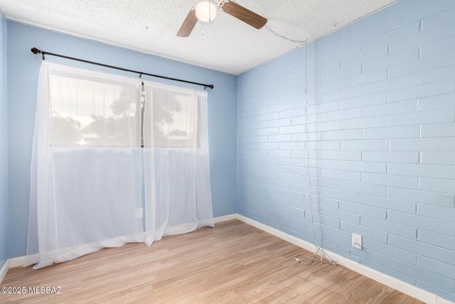 1330 S Avenida Polar E-9, Tucson, AZ 85710