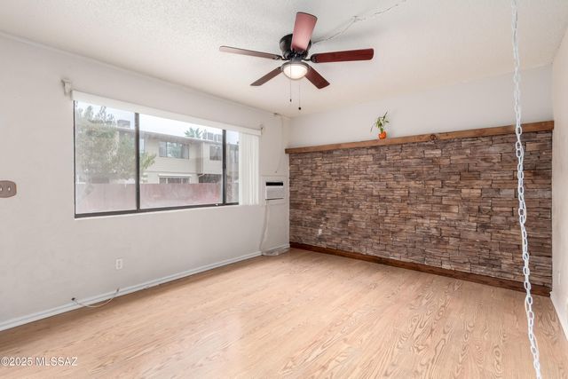 1330 S Avenida Polar E-9, Tucson, AZ 85710