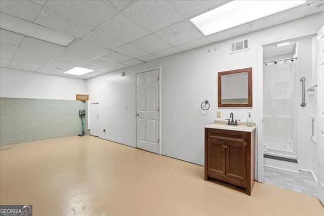 114 Sandhill Shady Grove Road, Carrollton, GA 30116