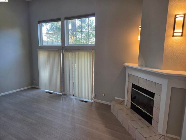 1107 Outrigger Lane, Foster City, CA 94404