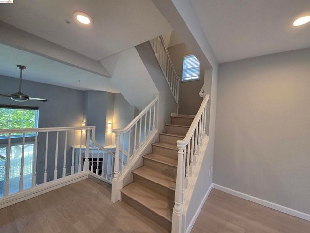 1107 Outrigger Lane, Foster City, CA 94404