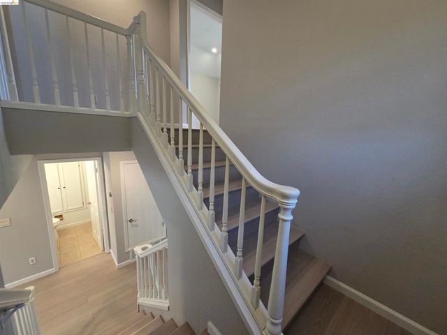 1107 Outrigger Lane, Foster City, CA 94404