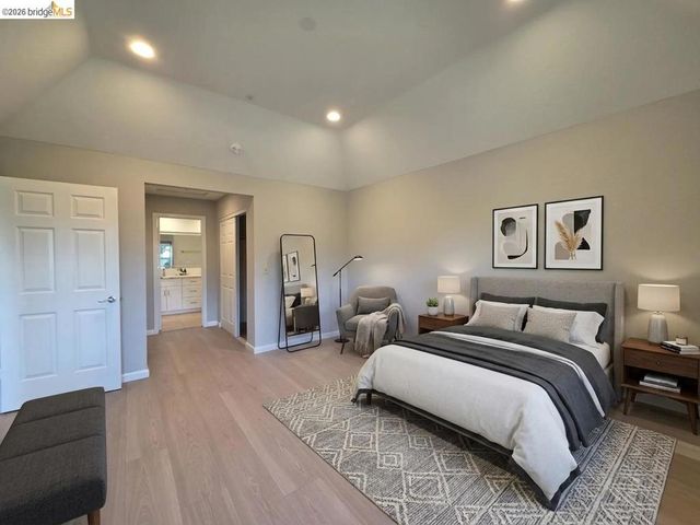 1107 Outrigger Lane, Foster City, CA 94404