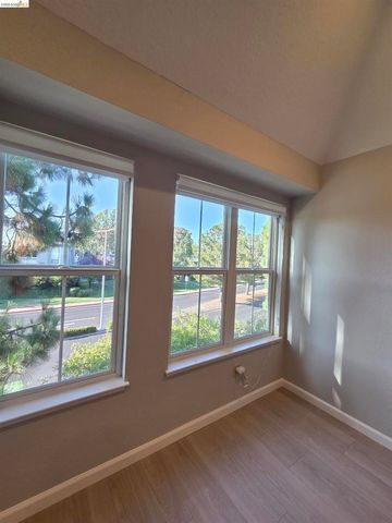1107 Outrigger Lane, Foster City, CA 94404