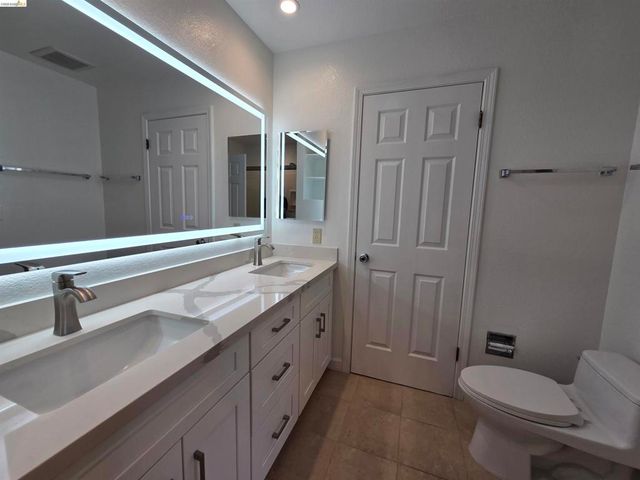 1107 Outrigger Lane, Foster City, CA 94404