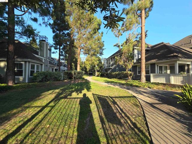 1107 Outrigger Lane, Foster City, CA 94404