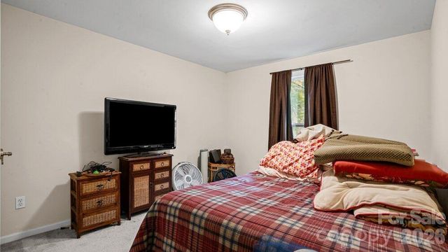 10912 Balbriggan Court, Charlotte, NC 28262
