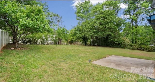 10912 Balbriggan Court, Charlotte, NC 28262