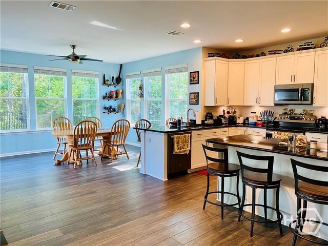 609 Waybridge Way, Richmond Hill, GA 31324