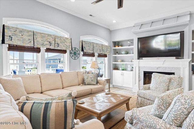 429 E 4th Street, Ocean Isle Beach, NC 28469