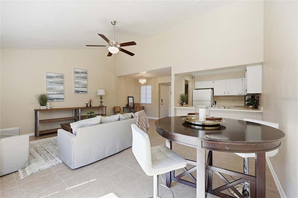 Image 3 of property listing at 4427 SW 21ST LANE, Gainesville, FL 32607