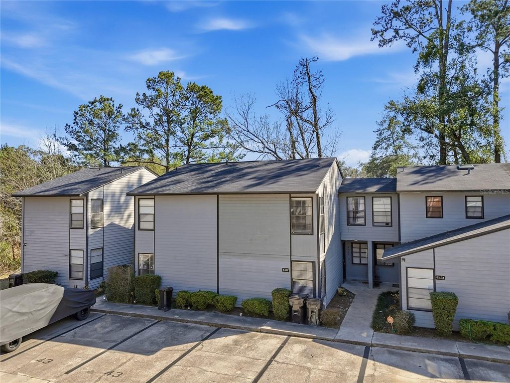 Image 31 of property listing at 4427 SW 21ST LANE, Gainesville, FL 32607