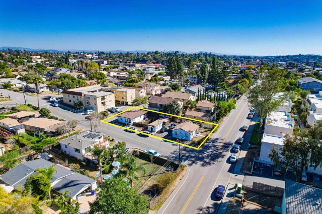 537 DeLuz Rd, Fallbrook, CA 92028