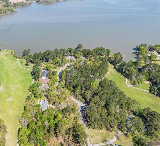 0 Queenswood Plaza, Huntsville, TX 77320