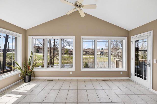 3026 Woods Edge Way, Fitchburg, WI 53711