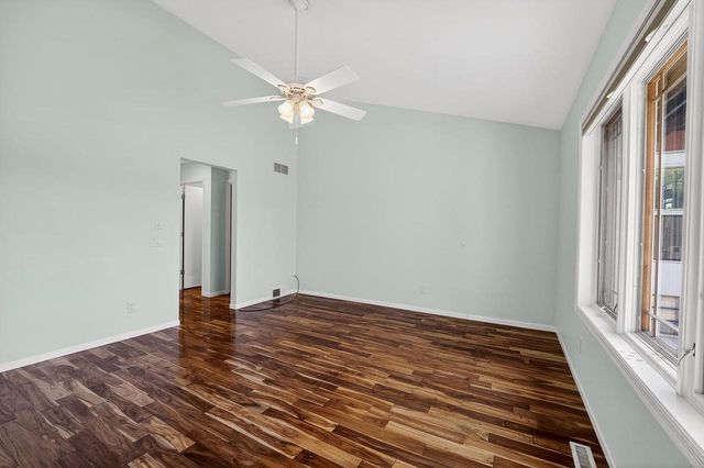3026 Woods Edge Way, Fitchburg, WI 53711