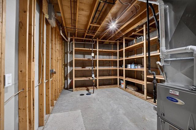 3026 Woods Edge Way, Fitchburg, WI 53711