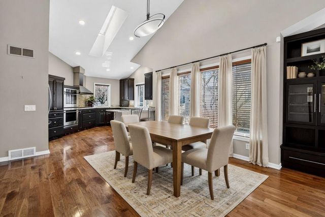 3026 Woods Edge Way, Fitchburg, WI 53711