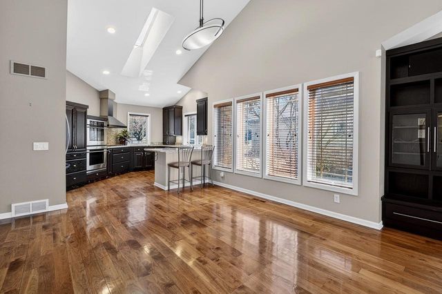3026 Woods Edge Way, Fitchburg, WI 53711