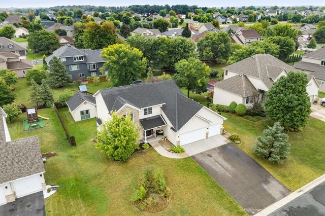 403 Fiddler Avenue SE, New Prague, MN 56071