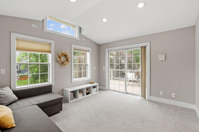 403 Fiddler Avenue SE, New Prague, MN 56071