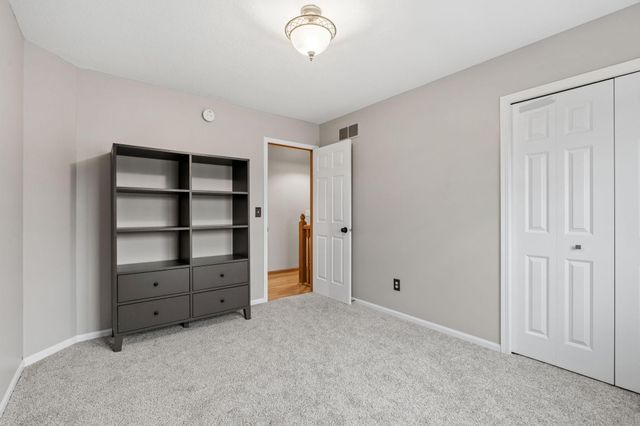 403 Fiddler Avenue SE, New Prague, MN 56071