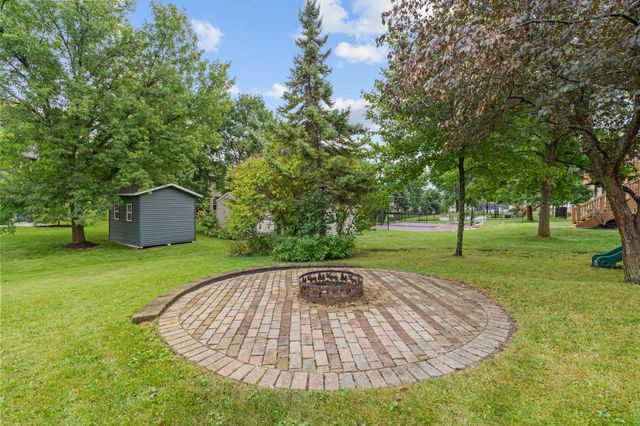 403 Fiddler Avenue SE, New Prague, MN 56071