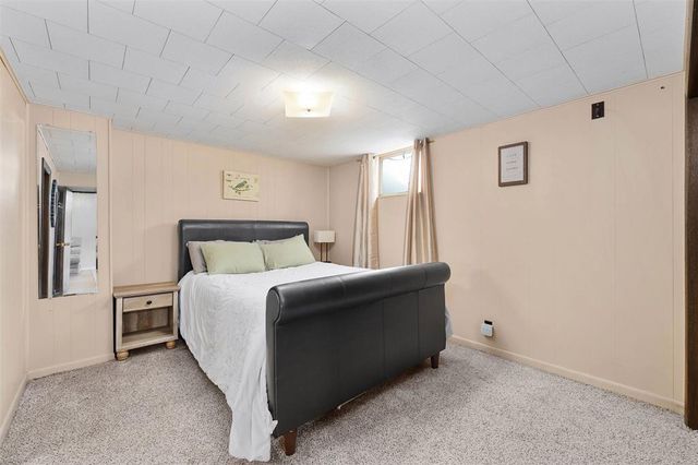 2810 Sherman Street, Eau Claire, WI 54701