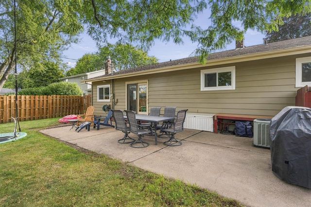 2810 Sherman Street, Eau Claire, WI 54701