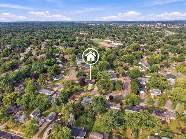 2810 Sherman Street, Eau Claire, WI 54701